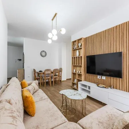 Coastal Chic Retreat By Ps Apartament *